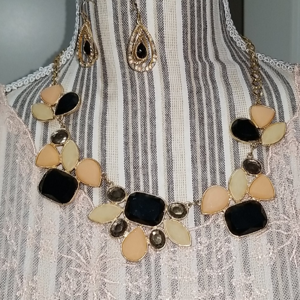 Inc international necklace and earrings set